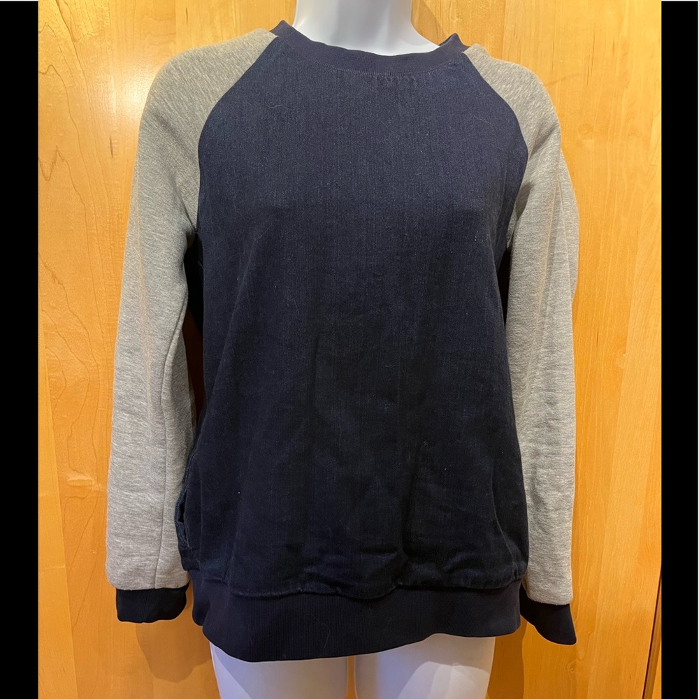 Topshop brand woman’s USA size 6. Heavy sweatshirt.